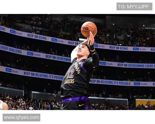 林书豪单场狂砍38分震撼湖人展现绝佳状态引发球迷热议